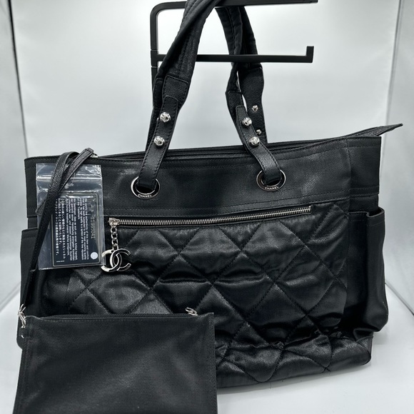 Chanel Biarritz Tote bag - Picture 11 of 17